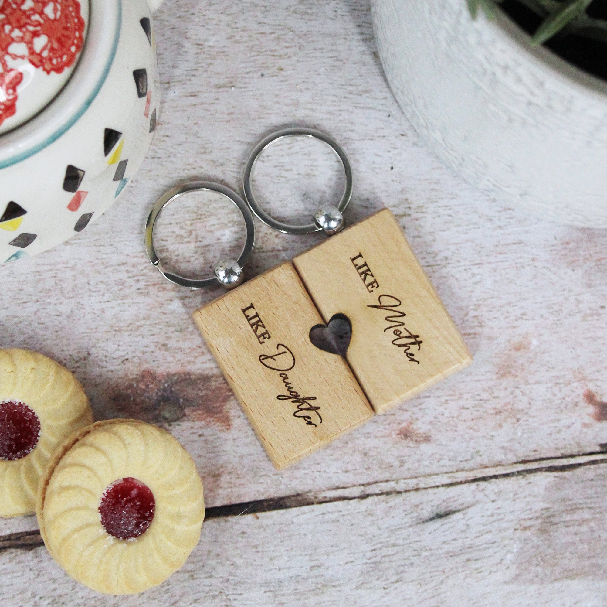 Mother Daughter Key Rings - Wooden Set of 2 – GiftsInAJiffy