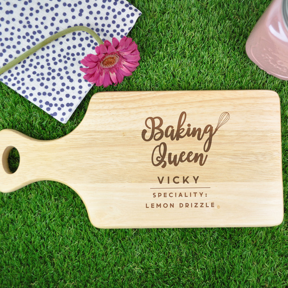 Personalised Wooden "Baking Queen" Cutting Board, Chopping / Serving Board, Baking Gift, Cooking Gift for Her