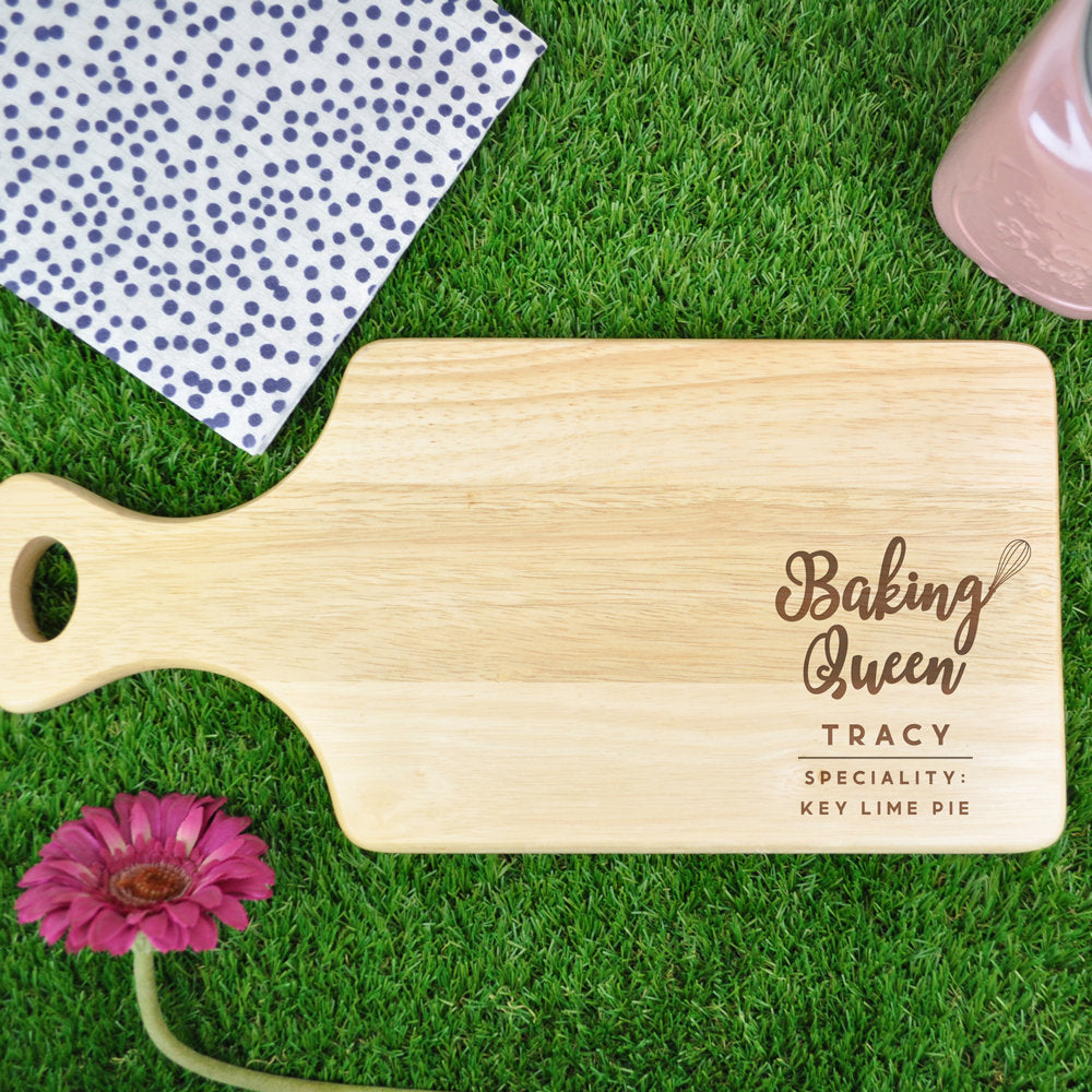 Personalised Wooden "Baking Queen" Cutting Board, Chopping / Serving Board, Baking Gift, Cooking Gift for Her